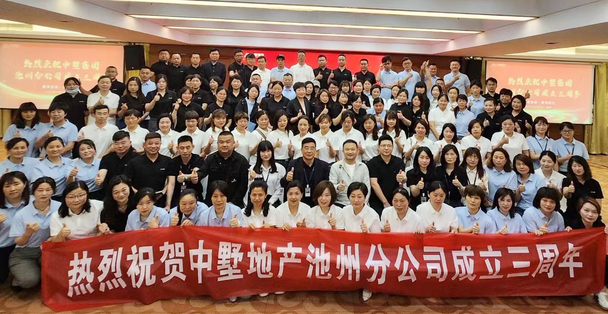 ebf3a24ae9be271ecf5a4e462e4d7ec.jpg